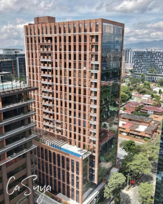 Casuya Airali Apartments With Heated Pool, Gym In City Center Guatemala City Eksteriør bilde
